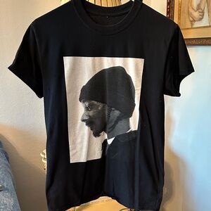 Black Graphic Crewneck T-Shirt with Monochrome Portrait Snoop Dog